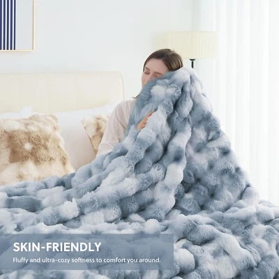 Manta suave blanca/beige/rosa mullida difusa de piel sintética para sofá cama Foto 1 de 4