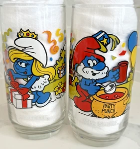 De colección 1983 Pitufina y Papá Pitufo Juego de 2 Vasos Promocionales Peyo Fiesta Punzón - Imagen 1 de 7