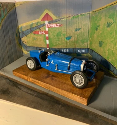 Bburago Bugatti Type 59 1:18 conversion to 1934 Belgian GP Winner - Image 1 of 4
