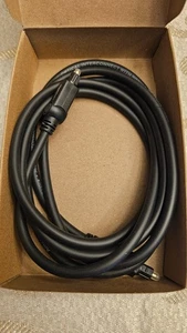 AmazonBasics Digital Optical Audio Toslink Cable - 6 Feet (1.8 Meters) - Picture 1 of 3