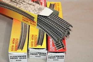 52/45-60, Fleischmann H0, vía profesional, 40x Gles curvos en embalaje original 6125 - Imagen 1 de 2
