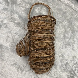 VTG Boho Wicker/rattan Wall Hanging Basket Rustic Primitive Winter Glove Holiday - Picture 1 of 8
