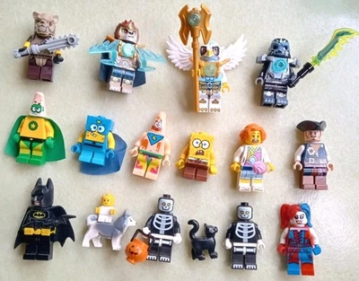 LOTE DE MINIFIGURAS LEGO temas mixtos *Leyenda de Chima *Batman *Bob Esponja Foto 1 de 4