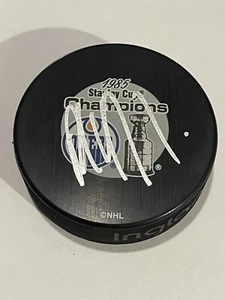 Disco de hockey Paul Coffey 1985 firmado por la Copa Stanley Edmonton Oilers Campeonato a - Imagen 1 de 1