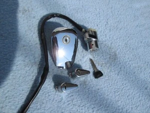 1987-09 Suzuki VS1400 Intruder S83 Boulevard OEM Lock Set - Bild 1 von 4