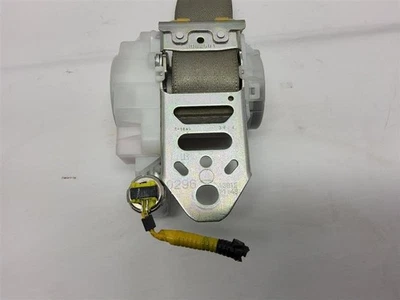 Used Front Left Seat Belt Front fits: 2013 Toyota Prius bucket Prius Plug-in VIN Foto 1 de 4