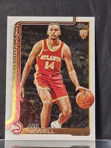 Baloncesto Asa Newell Atlanta Hawks 2025-26 Topps #223 - Imagen 1 de 2