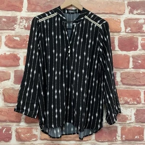 Cure Top Shirt Womens Large Black White Abstract Ladder Trim Button Up Blouse - Picture 1 of 8