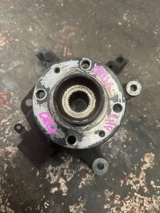 RENAULT CAPTUR RIGHT FRONT HUB J87 , 1.2L PETROL , 01/14-12/18 , 400146736R - Picture 1 of 15