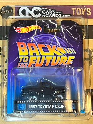 2013 Hot Wheels Retro Ent Back to the Future 1987 Toyota Pickup With Protector Foto 1 de 4