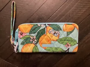 Vera Bradley RFID Accordion Wristlet Wallet Lemon Grove New With Tags - Picture 1 of 4