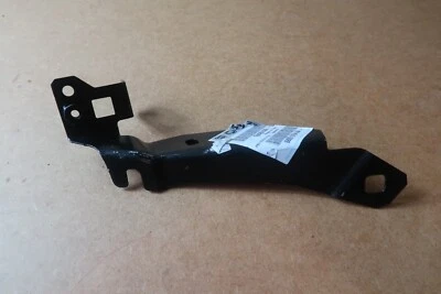 14-23 RAM PROMASTER 1500 2500 3500 LH SOPORTE DE MONTAJE GUARDABARROS OEM 68095784AA NUEVO Foto 1 de 4