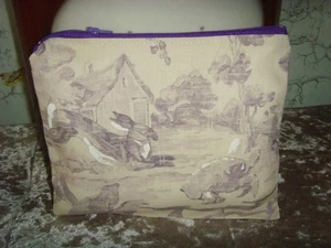21cm x 17cm CLUTCH PURSE ZIPPED IN SANDERSON AESOP'S FABLE PRINT LINEN LINED - Picture 1 of 4