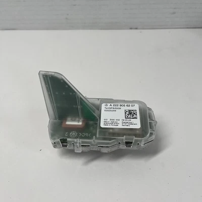 NUEVA ANTENA SATÉLITE MERCEDES-BENZ CLA250 2014-2023 222-905-62-07-64 OEM Foto 1 de 4