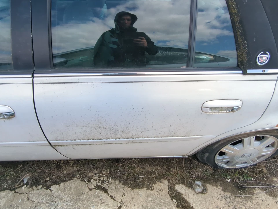 2000-2005 Cadillac Deville Driver Rear Door Oem UZGNE Foto 1 de 1