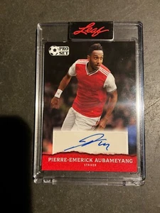 2022 Leaf Pro Set Base Sportiva Pierre-Emerick Aubameyang #PSA-PEA Auto - Foto 1 di 4
