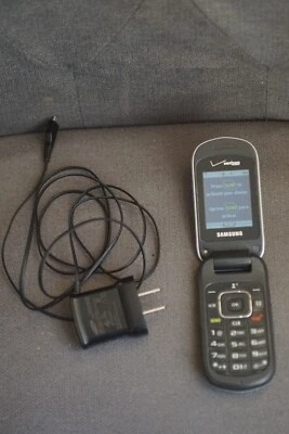 Samsung Gusto 2 Verizon Flip Phone VG+ - Image 1 of 4