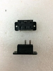 V70113SS05Q C & K SWITCH SLIDE SPST 10A 125V ROHS 4 PIECES - Picture 1 of 2