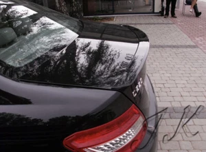 Alerón de arranque para Mercedes Clase C W204 (2007-2014) - Se adapta al modelo berlina - Imagen 1 de 5