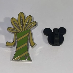 Disney Hidden Mickey Pin Present Goofy - Picture 1 of 4