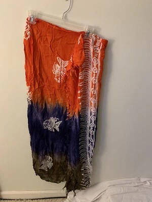 Vestido de praia Sarong Cruise estampa geométrica peixe laranja roxo marrom - Imagem 1 de 4