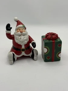 Fitz & Floyd 2007 Casa Vacanze "That's a Wrap" Natale Sale e Pepe Shaker - Foto 1 di 4