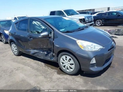 Motor limpiaparabrisas Prius C VIN B3 7º y 8º dígito compatible con 12-19 PRIUS Foto 1 de 4