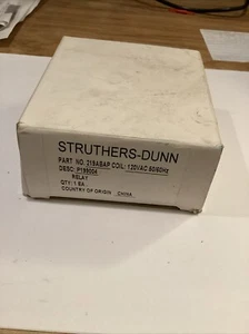 Struthers-Dunn P199004 Relay - Picture 1 of 5