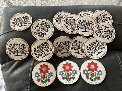 Lote De 19 Posavasos De Papel De Colección Parte Trasera De Cera - Sello, Flores Y Árbol Genealógico Foto 1 de 4