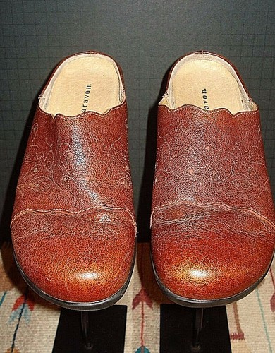 Scivoli muletto donna Aravon New Balance pelle marrone tacco a gattino tg. 8.5B BELLO!