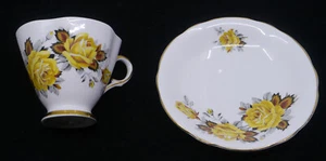 VINTAGE ROYAL VICTORIA ENGLISH BONE CHINA TASSE & UNTERTASSE SET, GELBE ROSEN - Bild 1 von 6