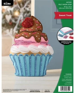 DIY Bucilla Sweet Treat Cupcake Christmas Felt Door Stop Kit 89750 - Picture 1 of 3
