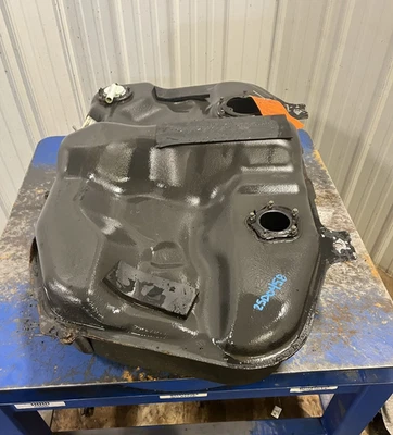 06-08 MITSUBISHI ECLIPSE CUPÉ TANQUE DE GASOLINA 17,7 GALONES Foto 1 de 4