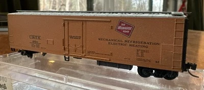 Micro-Trains N Scale RTR 69060 51’ 3.75” Mech Reefer Milwaukee Road URTX850 Wxd - Image 1 of 4