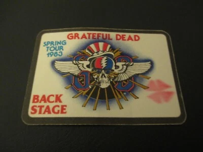 GRATEFUL DEAD BACKSTAGE PASS RICK GRIFFIN CALAVERA ALAS ROBAR TU CARA CRUZ 1983 Foto 1 de 2