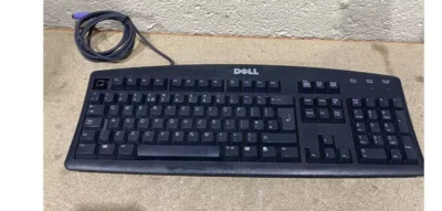 JOBLOT Dell RT7D20 Full Size Keyboard Black Wired PS/2 QWERTY 104 Key for PC - Image 1 of 3