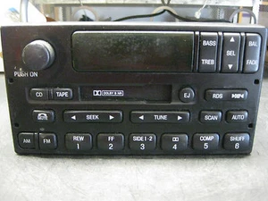 99 00 01 02 FORD EXPEDITION/LINCOLN NAVIGATOR RADIO/CASSETTE OEM #XL1F-18C870-AE - Foto 1 di 4