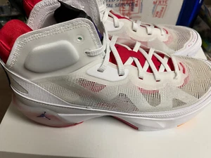 Scarpe da basket Nike Air Jordan 37 XXXVII da uomo taglia 13 (DD6958-160) NUOVE bianche - Foto 1 di 11