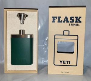 Fiaschetta Yeti verde foresta nera 7 oz con imbuto - GS9501-1 - Foto 1 di 5