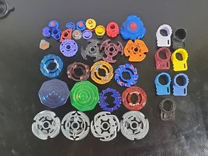 Lote de piezas Takara Tomy Beyblade - Imagen 1 de 16