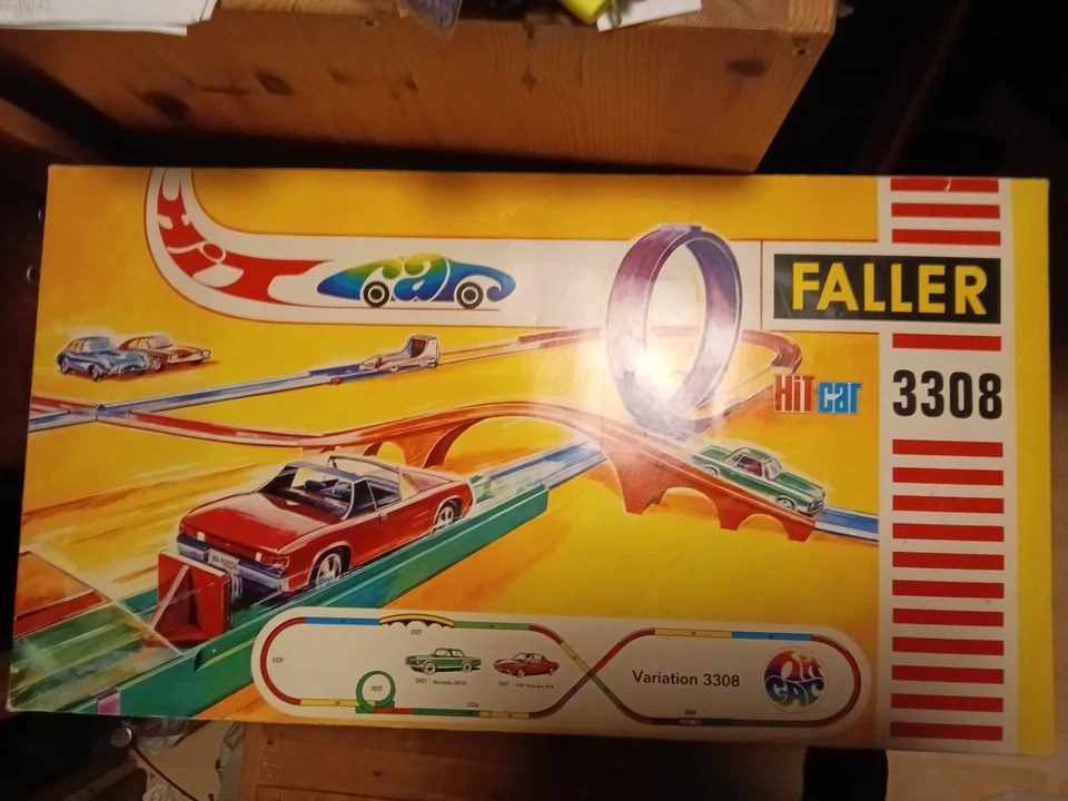 RIESIGE Faller HITCAR-100m + Rennbahn-21 (größtenteils) FUNKT. Autos NP üb. 700€ - Bild 1 von 4