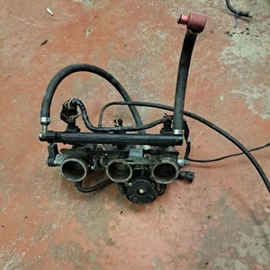 Genuine Triumph Tiger 955i 2001-2006 fuel injectors - Picture 1 of 6