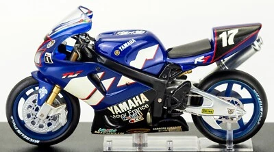 Yamaha R7 M. Deletang F. Foret M. Willis 2000 Modellino Scala 1:24 Numero 17 - Immagine 1 di 4