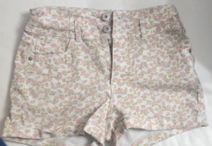 No Boundaries Women's White w/Pink Floral Design Jean Shorts Size 7 - Picture 1 of 14