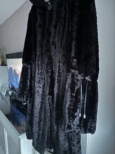 Damen Pelz Winter Mantel Gr.38 - Bild 1 von 7