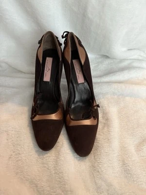 Zapatos de tacón alto Alexandra Neel de gamuza vino borgoña, talla 36,6 Foto 1 de 4