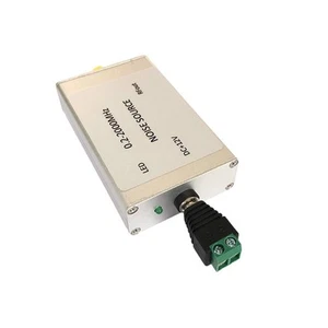 Innovative Shielded Design in Metal RF Noise Signal Generator Performance - Afbeelding 1 van 9