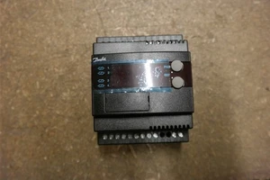 Danfoss Verbundregler EKC 331T - Bild 1 von 4