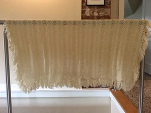 Vintage Hand Crocheted Throw Blanket Clean & Well Made Lap Blanket - Picture 1 of 7