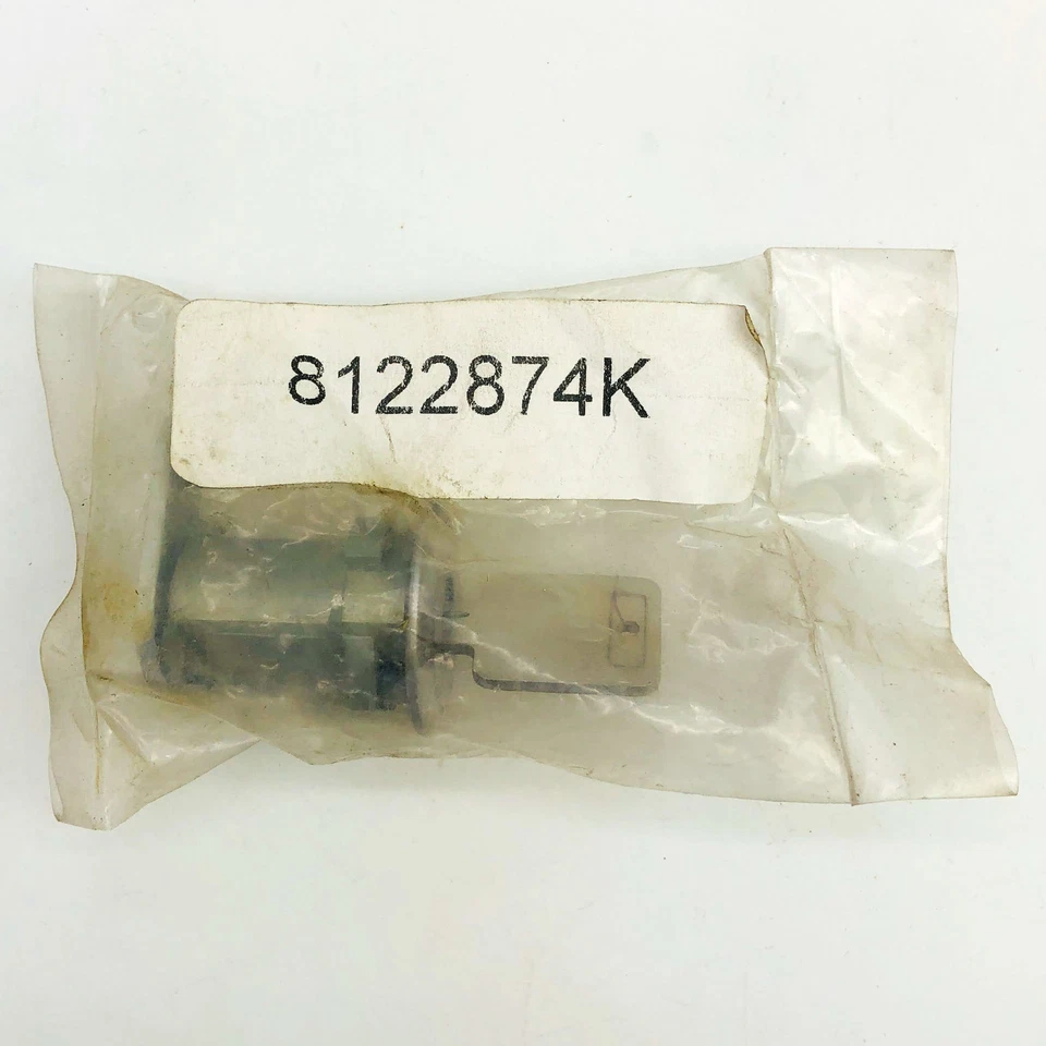 Crown 8122874K Door Lock Cylinder with Keys New NOS 1981-86 CJ 7-8 XJ Cher Wag Foto 1 de 4